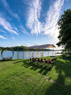 Noble Lake Hotel  Hainan - موقف سيارات