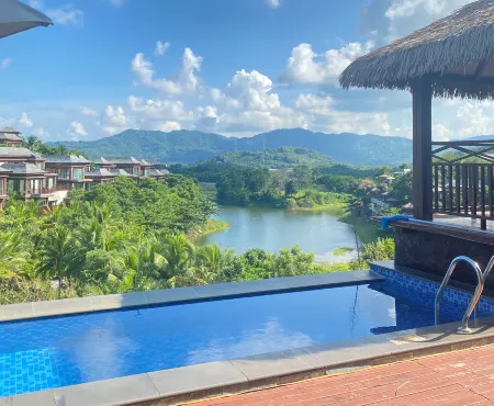 Naxiang Mountain Rainforest Resort Hotel (Baoting Yanuoda) Отели в г. Баотин