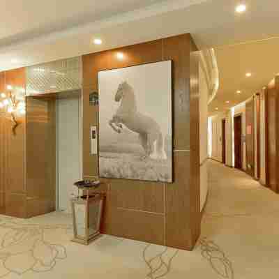 雲之尚雲連鎖酒店(保山金馬中運店) Hotel Exterior