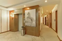 Baoshan Jinma Zhongyun Grand Hotel