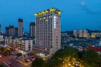 Oufan Hotel (Shangrao No.1 Middle School Bus Station) Các khách sạn gần Shangrao Normal University (West to Xinzhou Maojialing Choukou Community Health Service Station)