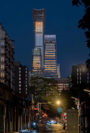 Returning Homestay (Chongqing Yangjiaping Pedestrian Street Store) Отели рядом с достопримечательностью «Chongqing University of Technology (Huaxi Campus)»