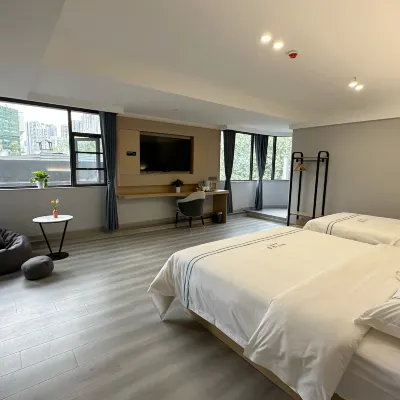 Pod Inn Selected Hotel (Chengdu Kuanzhai Alley Xi'an North Road) Hoteles cerca de Sichuan Chinese Culture College