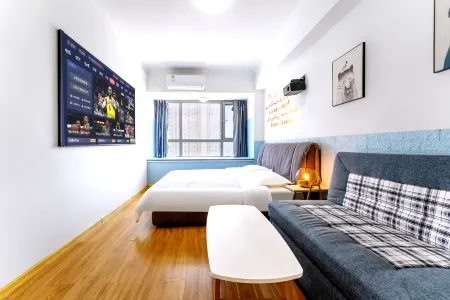 Dream Cinema Hotel Отели рядом с достопримечательностью «Zhengzhou University of Light Industry (Shuiniuzhang)»