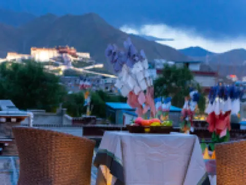 Lobbum Tsang Boutique Hotel Hotels in Lhasa