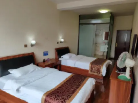 YuJu Hotel
