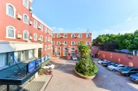 Hanting Hotel (Shanghai Changjiang South Road Subway Station) Hotels near Shanghaitaocikeji Art gallery