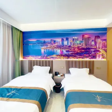 Shengyuan Holiday Hotel (Biyang Baijia Shopping Plaza)