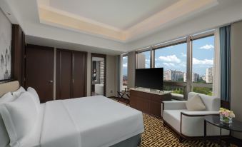 Century Huatian Hotel