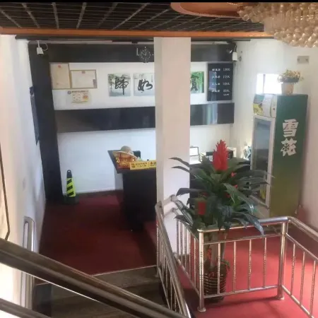 Shanghai Xinlv Hotel (Lingang Academy) Отели рядом с достопримечательностью «Озеро Дишуй»