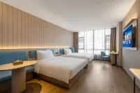 HanTing Hotel (Qujing Zhanyi Zhujiangyuan Avenue) Hotel dekat Yulin Shanshui Commercial Pedestrian Street