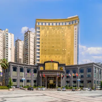Guigang Wenhua International Hotel (City Government High-speed Railway Station)