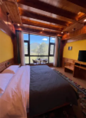 貢佩啦酒店（康定新都橋店） 鄰近康定市折西客運站的酒店