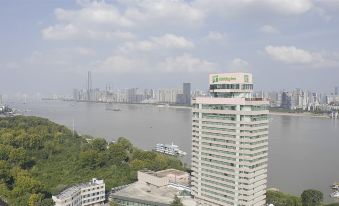 Holiday Inn Wuhan Riverisde