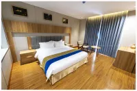 Phu Long Tam Ky Hotel & Restaurant Hotels in Núi Thành