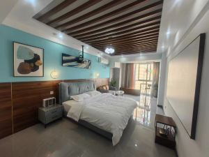 Preferred Viewing Homestay (Zhumadian Leshan Road Branch)