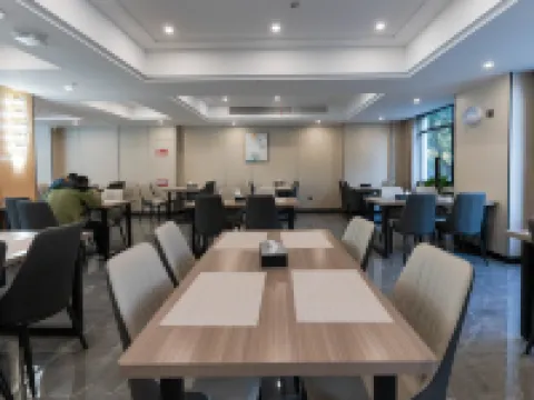 Wisdom · Ant Hotel (Ji'an Yongfeng County People's Hospital Enjiang Ancient City Branch) Hotels in Yongfeng