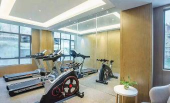 Guiyi Hotel (Guiyang Guanshanhu District Southwest International Trade City Store)