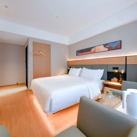 LAN·Qiangju Homestay (2 Courtyard)