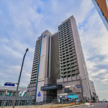 Sky & Sea OceanView Hotel