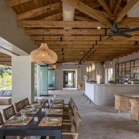 Eliámos Villas Hotel & Spa – Relais & Châteaux