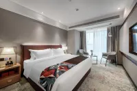 Huaxia Hotel (Luzhou Financial Center Mixc)