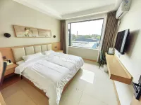 zhoushuinn Hotels near Sauce Shicu Wholesale Department