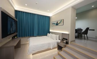 Qingdao Zhanqiao Zhongshan Road Taimanju B&B