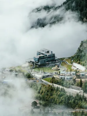 天空之城懸崖ホテル