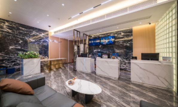 Rui Lan Ting · Cloud Giant Screen Light Residence