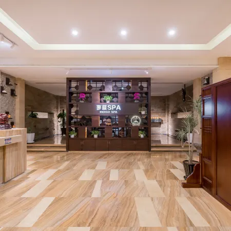 Lake View Hotel