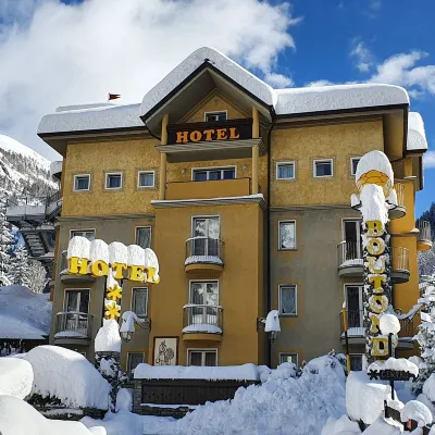 Hotel Bouton d'Or - Courmayeur Hotels near Aretù