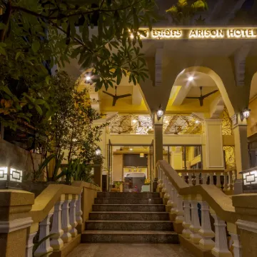 Arison Hotel Hotels near Independence Square