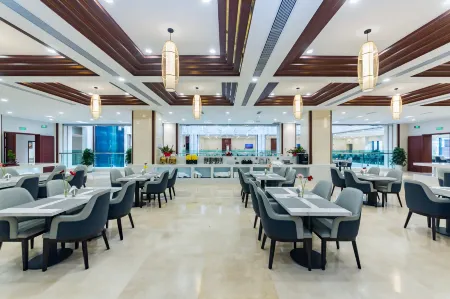 Minshan Shangling Airport Hotel