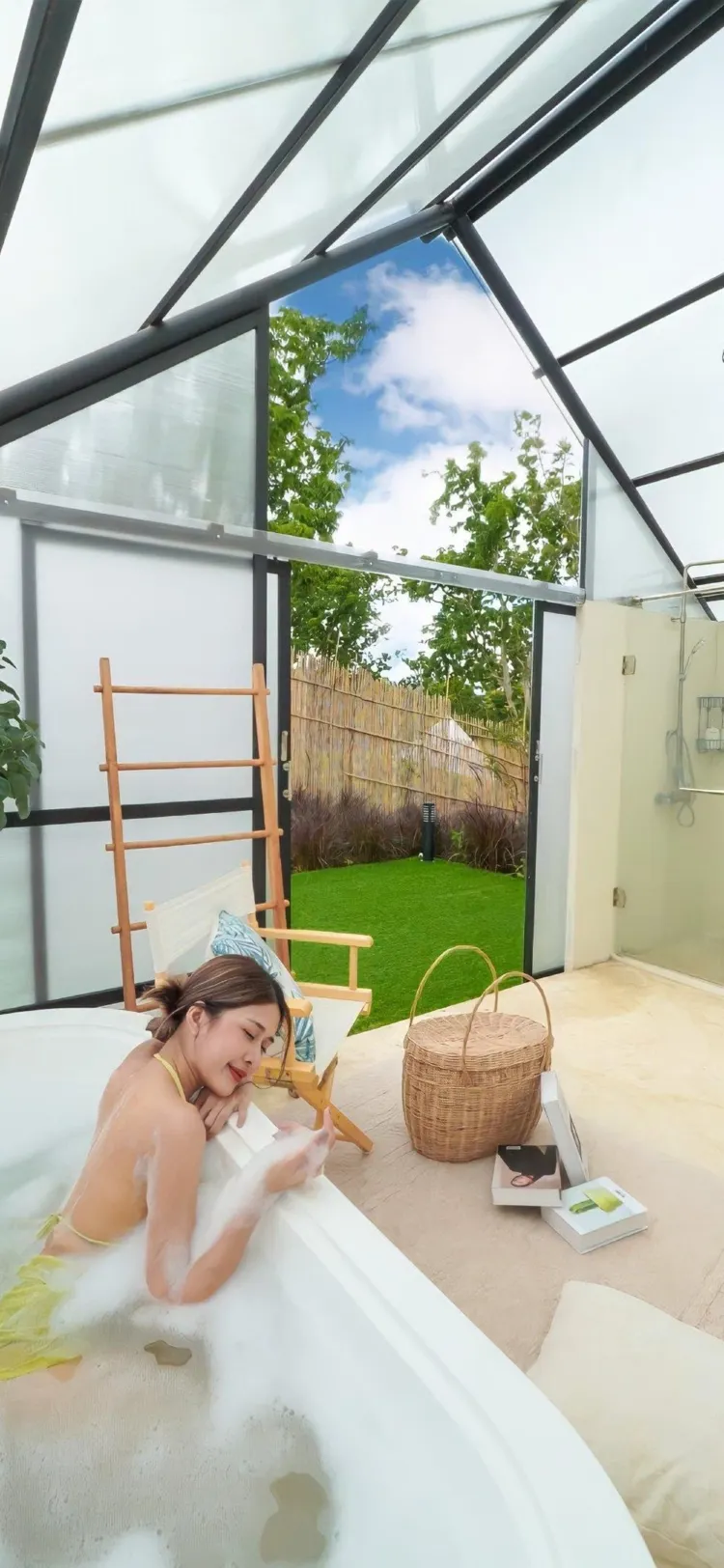 Luna Tent With In-Room Bath