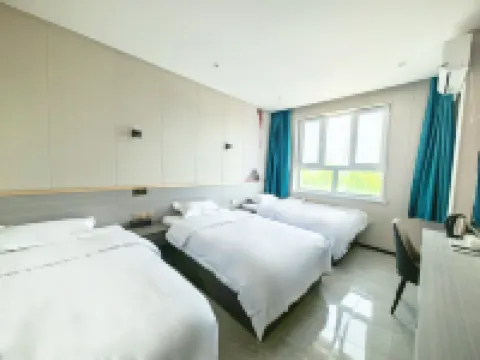 Jungang Hotel Hotels in Xinhe