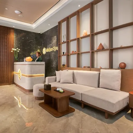 Luxcity Hotel & Apartment