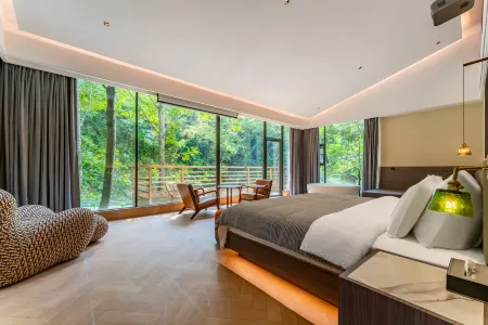 Miliya Yunmanshuji Homestay Отели рядом с достопримечательностью «Plum Garden, Plum Forest, Pingtong Town»