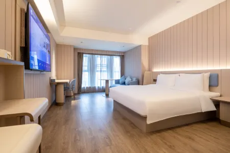 HanTing Hotel (Xinyang Luoshan Stadium)