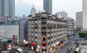 Denpa Inn - Nanjing West Road Metro Station