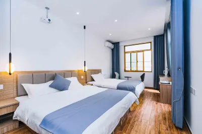 Xiamen Xiemo Banhai Homestay (Island Ring Road Huangcuo Beach)