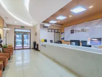 Home Inn Huaxuan Collection Hotel (Beijing Daxing Huangcun Joy City Branch) Hotels near Daxing