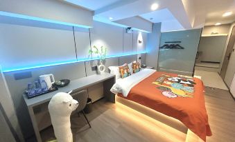 Zigong Yujian Theme Hotel (Fantawild Dino Kingdom)