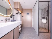 ECHIC Hotel（Yueyang Lou District Pedestrian Street Branch） - parking