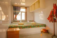 Shuangying Farm House