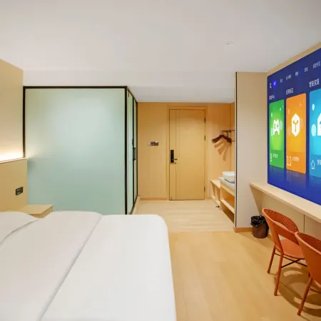 Shuman  Hotel