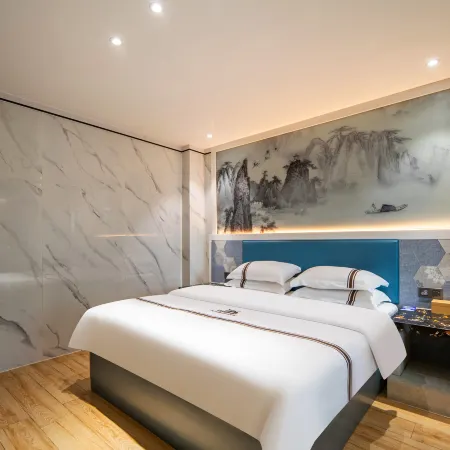 Baiyun Business Hotel (Jianye Railway Station)