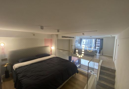 Linyun Mountain Homestay (Yichang East Station Marriott Center)Hotel Overview