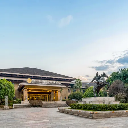 River & Holiday Grand Rezen Hotel Yunyang