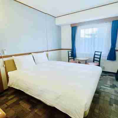 東廣島站前旁旅館 Rooms